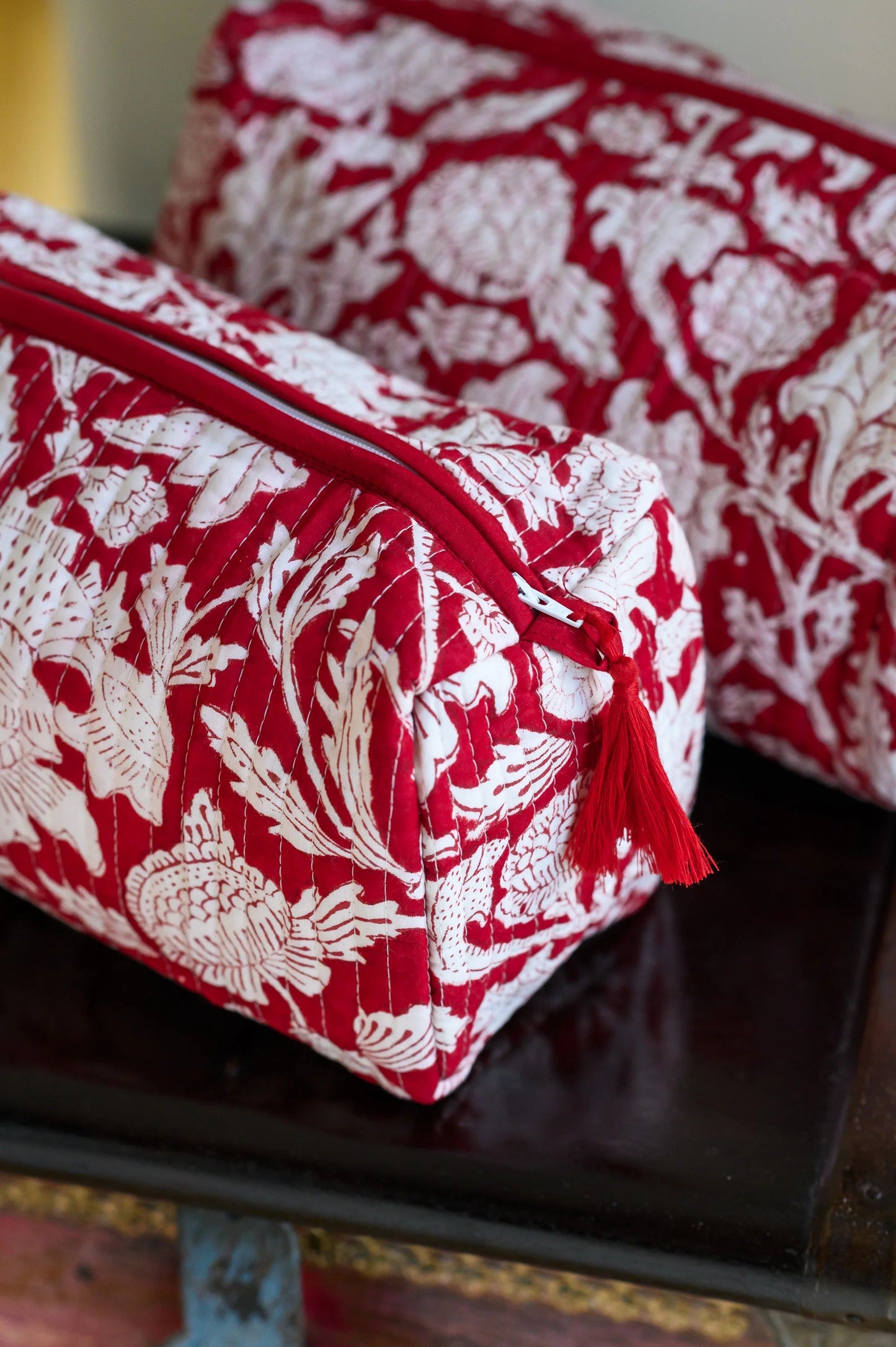 White Floral Quilted Wash Bag